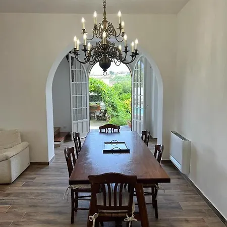 Villa Santa Venera