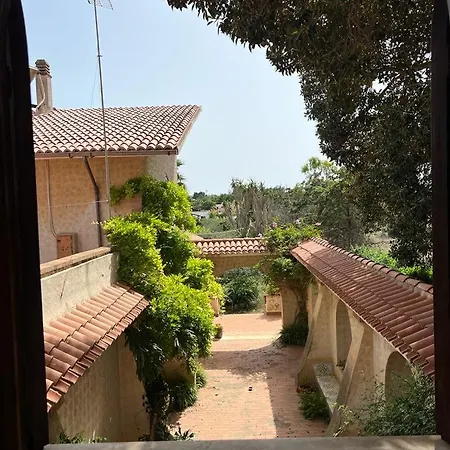 Villa Santa Venera *
