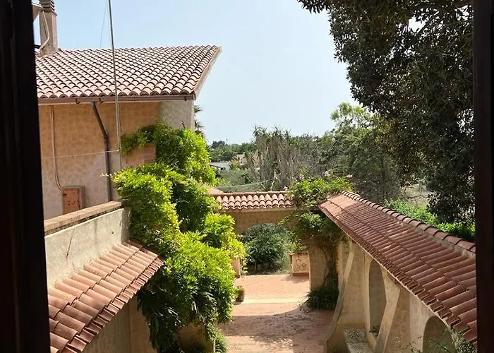 Villa Santa Venera *